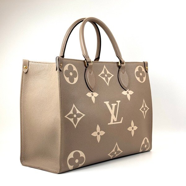 Louis Vuitton (LV) | On The Go MM