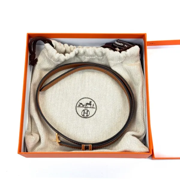 b202606955-hermes-pop-h-belt Pre-Owned/ Pre-Loved/ Second-Hand Hermes Pop H Belt, Others in Gold, Gold Hardware Color, 70 Size, Front View
