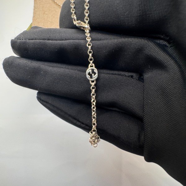 Pre-Owned/ Pre-Loved/ Second-Hand Gucci 925 Silver Gucci Necklace, Necklace in 925 Silver Color,  Size, Front View