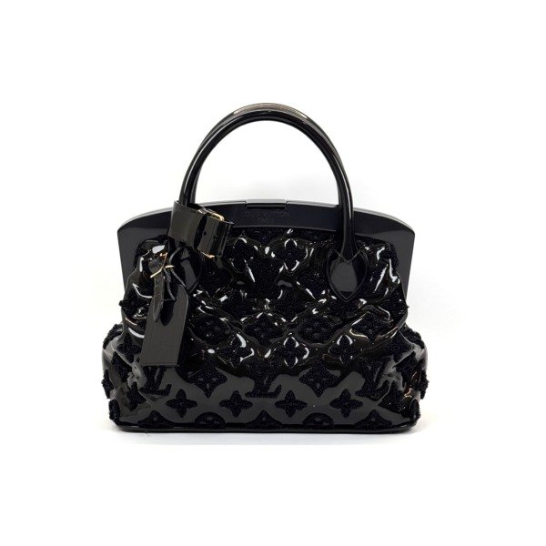 c202605943-louis-vuitton-lv-louis-vuitton-fascination-lockit-bb-frame-patent-black-5 Pre-Owned/ Pre-Loved/ Second-Hand Louis Vuitton (LV) Louis Vuitton Fascination Lockit BB Frame Patent Black, Bag in Black, Gold Hardware Color, Size, Front View