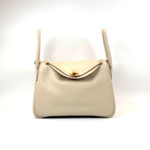 Pre-Owned/ Pre-Loved/ Second-Hand Hermes Lindy 26 Evercolour, Bag in Beton, Gold Hardware Color, 26 Size, Front View