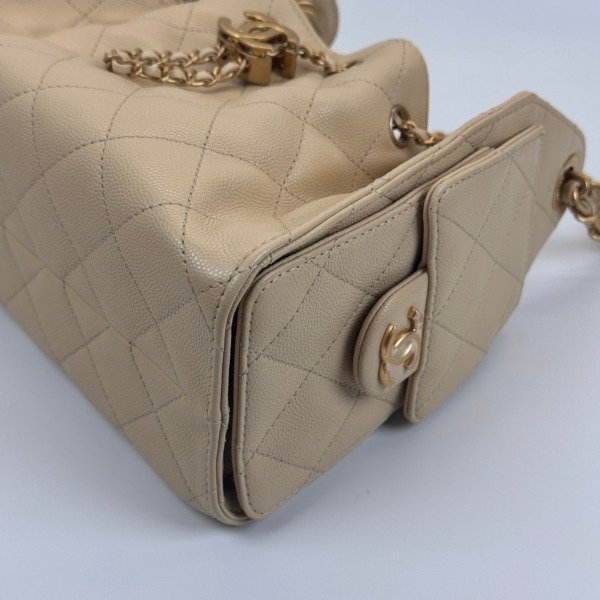 Chanel | Chanel 25 Mini Caviar