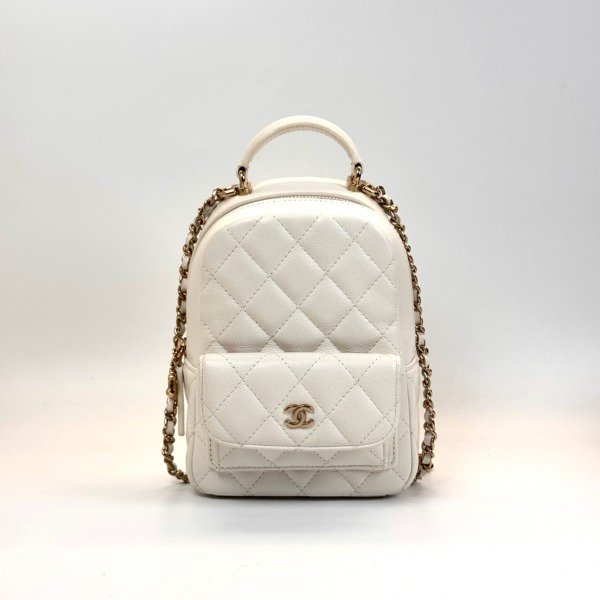 b2026011016-chanel-mini-backpack-cavair Pre-Owned/ Pre-Loved/ Second-Hand Chanel Mini Backpack Cavair, Bag in White, Light Gold Hardware Color, Mini Size, Front View