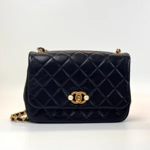 b202601983-chanel-pearl-strap-seasonal-flap-bag-in-calf Pre-Owned/ Pre-Loved/ Second-Hand Chanel Pearl Strap Seasonal Flap Bag in Calf, Bag in Black, Gold Hardware Color, Size, Front View