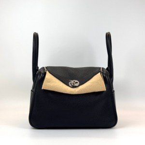 b202606975-hermes-lindy-26-black Pre-Owned/ Pre-Loved/ Second-Hand Hermes Lindy 26 Black, Bag in Black, Palladium Hardware Color, 26 Size, Front View
