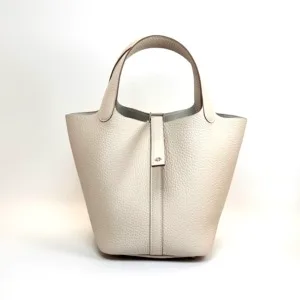 b202606987-hermes-picotin-18 Pre-Owned/ Pre-Loved/ Second-Hand Hermes Picotin 18 , Bag in Craie, Palladium Hardware Color, 18cm Size, Front View