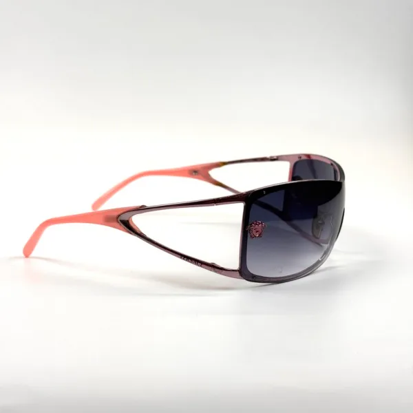b202617963-fendi-sunglasses-2 Fendi | Sunglasses