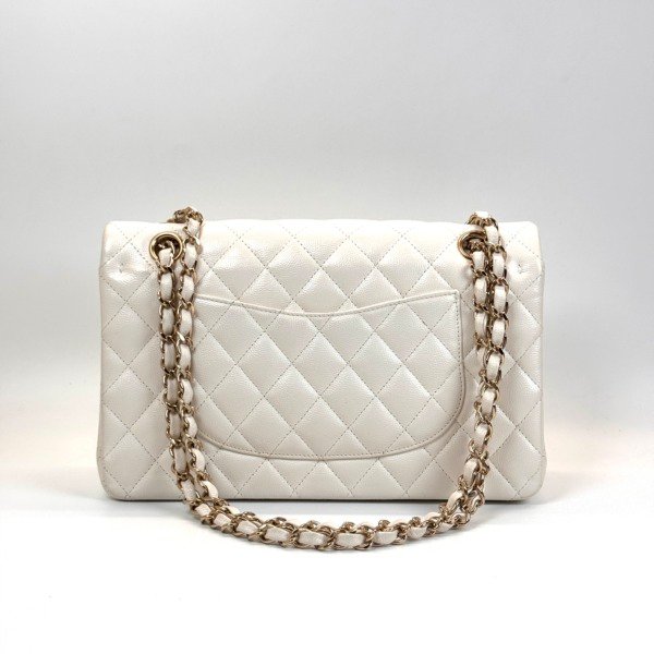 Chanel | Medium Classic Flap Caviar