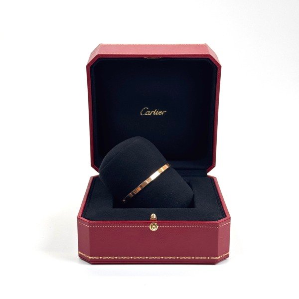 c2026031009-cartier-small-model-love-bracelet Pre-Owned/ Pre-Loved/ Second-Hand Cartier Small Model Love Bracelet, Bracelet in Rose Gold Color, 17 Size, Front View