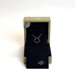 b202602994-van-cleef-arpels-vca-onyx-alhambra-necklace-3 Pre-Owned/ Pre-Loved/ Second-Hand Van Cleef & Arpels (VCA) Onyx Alhambra Necklace, Necklace in Black Color, Size, Front View