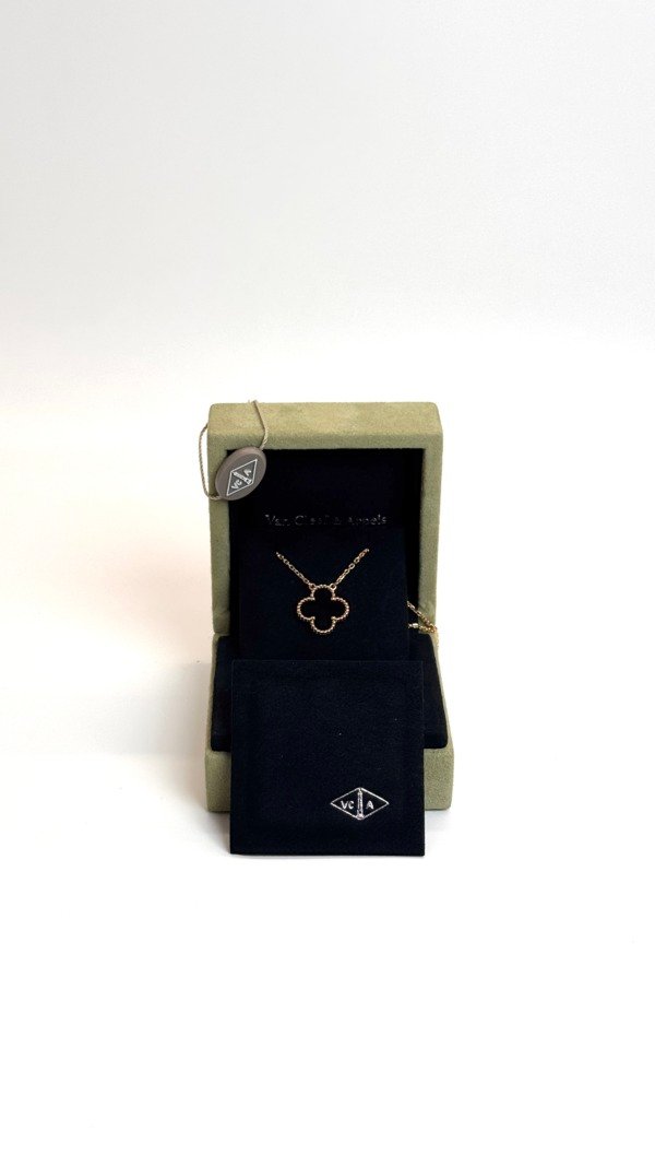 b202602994-van-cleef-arpels-vca-onyx-alhambra-necklace-3 Pre-Owned/ Pre-Loved/ Second-Hand Van Cleef & Arpels (VCA) Onyx Alhambra Necklace, Necklace in Black Color, Size, Front View