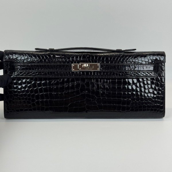 b2026061042-hermes-kelly-cut-shiny-porosus-croc-1 Hermes | Kelly Cut Shiny Porosus Croc