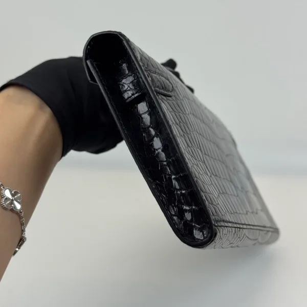 b2026061042-hermes-kelly-cut-shiny-porosus-croc-4 Hermes | Kelly Cut Shiny Porosus Croc