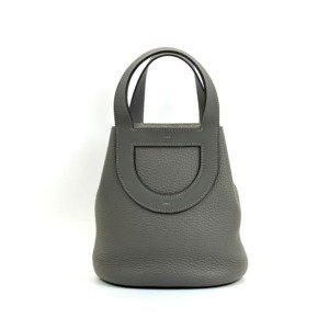b2026061056-hermes-in-the-loop-18 Pre-Owned/ Pre-Loved/ Second-Hand Hermes In The Loop 18, Bag in Etain, Gold Hardware Color, 18cm Size, Front View