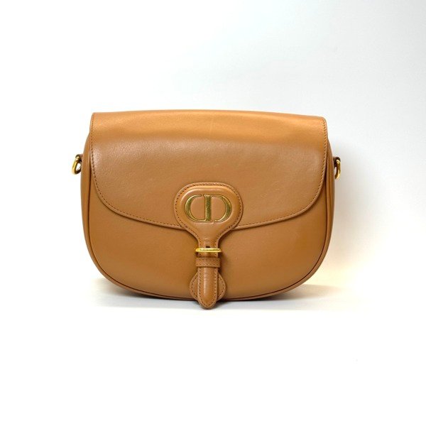 b2026131045-dior-medium-bobby-1 Dior | Medium Bobby