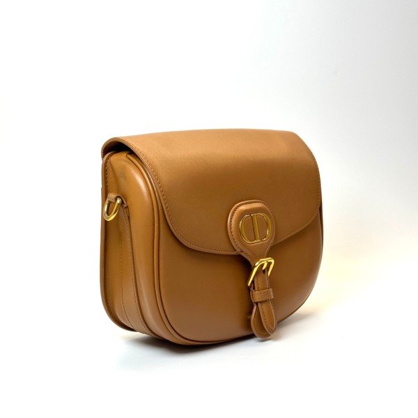 b2026131045-dior-medium-bobby-3 Dior | Medium Bobby