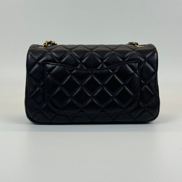 c2026011037-chanel-pearl-crush-mini-rectangle-1 Chanel | Pearl Crush Mini Rectangle