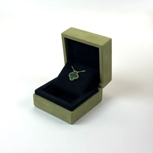 Van Cleef & Arpels (VCA) | Malachite Alhambra Necklace