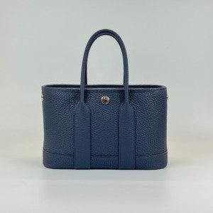 Pre-Owned/ Pre-Loved/ Second-Hand Hermes Neo Garden Party 23, Bag in Bleu Nuit Color, 23cm Size, Front View