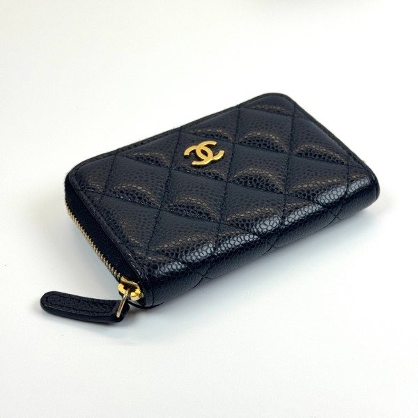 b202501248-chanel-zippy-classic-card-holder-caviar-4 Chanel | Zippy Classic Card Holder Caviar