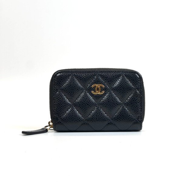 b202501248-chanel-zippy-classic-card-holder-caviar Pre-Owned/ Pre-Loved/ Second-Hand Chanel Zippy Classic Card Holder Caviar, Wallet in Black, Gold Hardware Color, Size, Front View