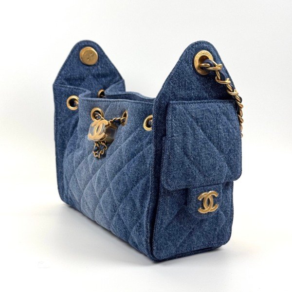 b2026011103-chanel-chanel-25-mini-denim-3 Chanel | Chanel 25 Mini Denim
