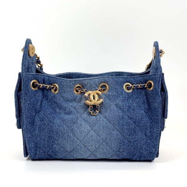 b2026011103-chanel-chanel-25-mini-denim Pre-Owned/ Pre-Loved/ Second-Hand Chanel Chanel 25 Mini Denim, Bag in Light Blue Denim, Gold Hardware Color, Mini Size, Front View