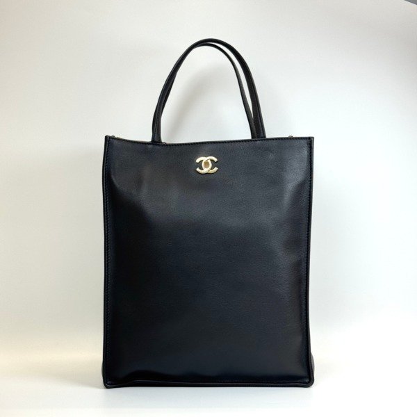 b2026011118-chanel-small-shopping-tote-calfskin-detachable-strap-1 Chanel | Small 26A Shopping Tote Calfskin Detachable Strap