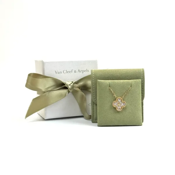 b2026021122-van-cleef-arpels-vca-diamond-vintage-alhambra-necklace Pre-Owned/ Pre-Loved/ Second-Hand Van Cleef & Arpels (VCA) Diamond Vintage Alhambra Necklace, Necklace in Yellow Gold Color, Vintage Size, Front View