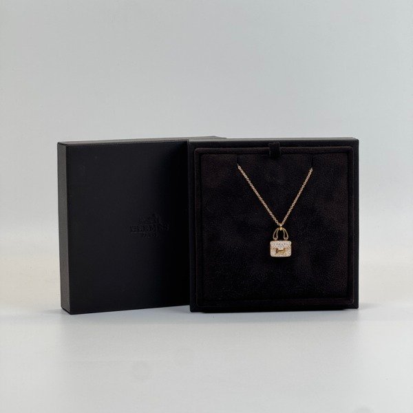Pre-Owned/ Pre-Loved/ Second-Hand Hermes Diamond Constance Necklace, Necklace in Rose Gold Color,  Size, Front View