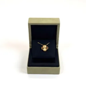 c2026021127-van-cleef-arpels-vca-guilloche-alhmabra-necklace Pre-Owned/ Pre-Loved/ Second-Hand Van Cleef & Arpels (VCA) Guilloche Alhmabra Necklace, Necklace in Yellow Gold Color, Size, Front View