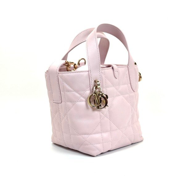 c2026131080-dior-small-vertical-toujours-tote-1 Dior | Small Vertical Toujours Tote