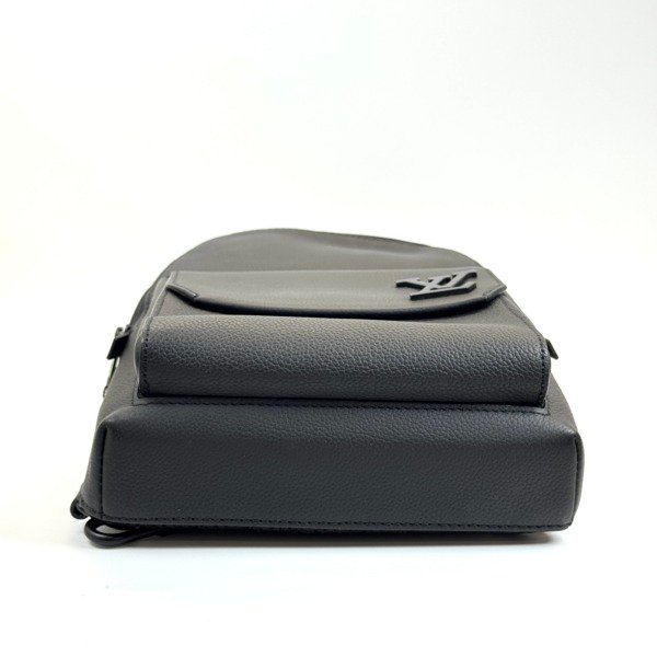 c202505658-louis-vuitton-lv-pilot-sling-12 Louis Vuitton (LV) | Pilot Sling