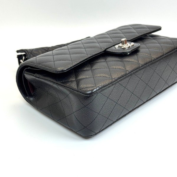 c2026011152-chanel-medium-classic-flap-caviar-3 Chanel | Medium Classic Flap Caviar