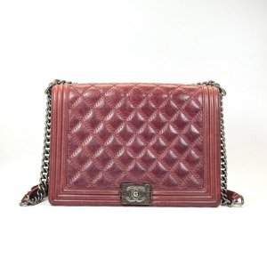 Pre-Owned/ Pre-Loved/ Second-Hand Chanel Wild Stitch Medium Boy Calf Skin, Bag in Burgundy, Ruthenium Silver Hardware Color, 28 x 15 x 9 Size, Front View