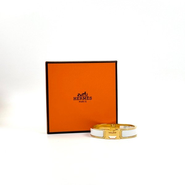 c2026061137-hermes-clic-h-bracelet Pre-Owned/ Pre-Loved/ Second-Hand Hermes Clic H Bracelet, Bracelet in White, Gold hardware Color, Size, Front View