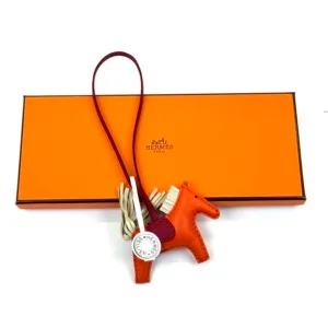 c2026061174-hermes-rodeo-charm Pre-Owned/ Pre-Loved/ Second-Hand Hermes Rodeo Charm, Others in orange poppy/craie/rubis Color, Size, Front View
