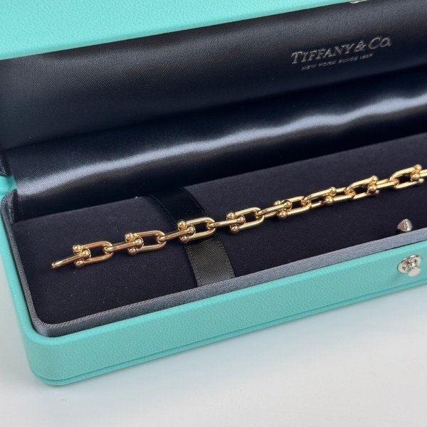 c2026081145-tiffany-co-hardwear-link-bracelet-2 Tiffany & Co. | Hardwear Link Bracelet
