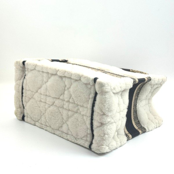 c2026131150-dior-book-tote-small-sherling-fur-5 Dior | Book Tote Small Sherling Fur