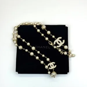 Pre-Owned/ Pre-Loved/ Second-Hand Chanel Pearl Long Necklace, Necklace in White, Gold Hardware Color,  Size, Front View