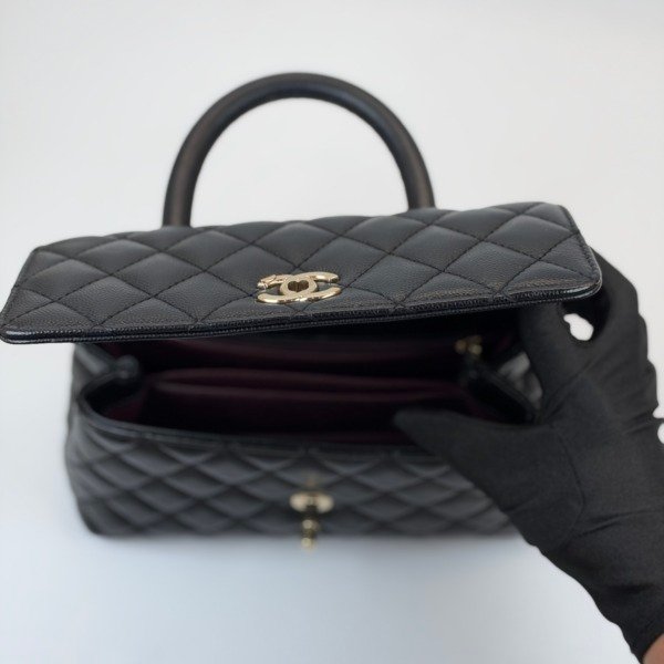 b2026011181-chanel-small-coco-handle-cavair-8 Chanel | Small Coco Handle Cavair