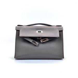 b2026061201-hermes-kelly-pochette-mini-kelly-i-evercolor Pre-Owned/ Pre-Loved/ Second-Hand Hermes Kelly Pochette Mini Kelly I Evercolor, Bag in Etain, Palladium Hardware Color, 22 x 13 x 7 cm Size, Front View