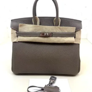 c2026061195-hermes-birkin-25-togo Pre-Owned/ Pre-Loved/ Second-Hand Hermes Birkin 25 Togo, Bag in Etoupe, Palladium Hardware Color, 25 Size, Front View