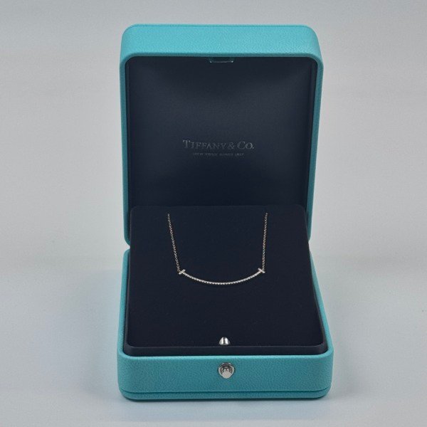 c2026081190-tiffany-co-diamond-t-smile-small-model-3 Tiffany & Co. | Diamond T Smile, Small Model